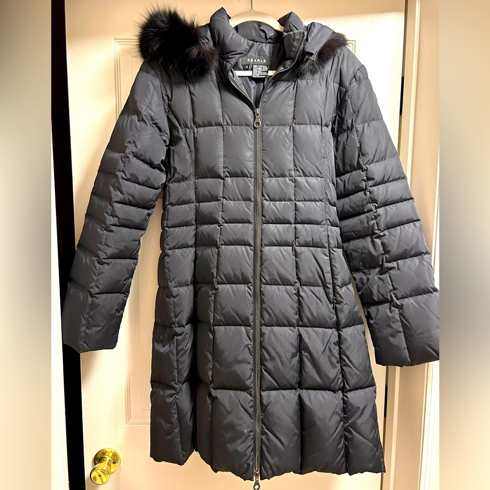Searle black puffer coat with black fur hood size trimmed hood size 8